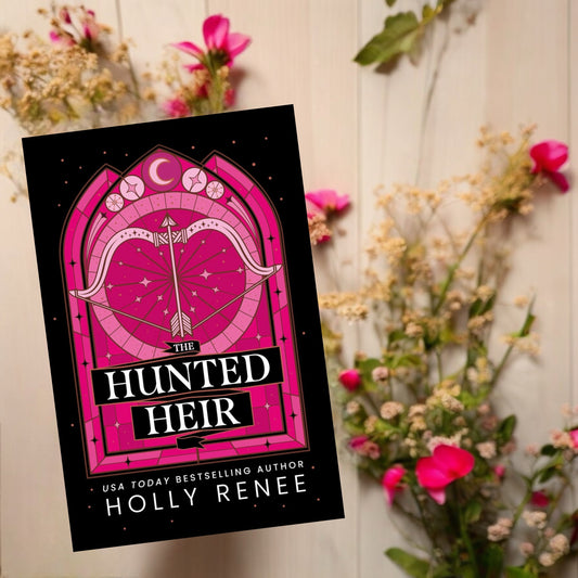 The Hunted Heir- Holly Renee